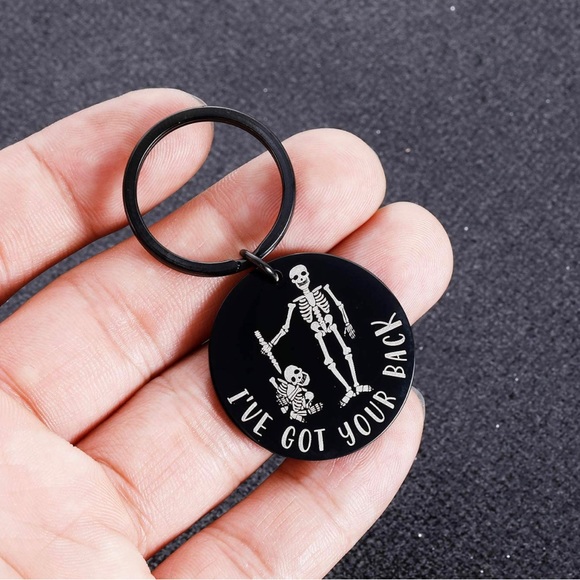 2 for $15 I have got your back Keychain - Picture 2 of 3